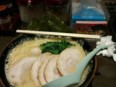 -横浜家系ラーメン壱角家(新宿アルタ裏店)