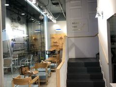-焙丽拾光(麦凯乐直营店)