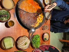 -周小明火锅(黑金冠社区店)