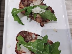 -必胜客(证大大拇指店)