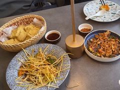 -沿途四季·云南菜·诗酒茶(蓝色港湾店)