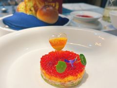 甜虾芒果果配鱼子酱-青岛遇见米兰(八大关店)