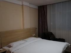 -速8酒店(白银景泰广场店)