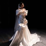 缎面鱼尾蓬蓬袖→公主请留步