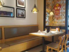 -江渔儿酸菜鱼(万科东荟城店)