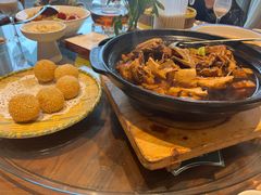 -鹰龙海畔度假酒店(咸祥店)
