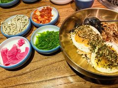 -明洞阿姨·韩式酱蟹烤肉·创意料理(三元桥店)