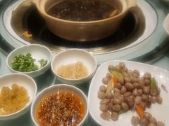 -天宜隆蘑菇宴火锅(石景山旗舰店)