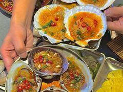 -围炉肉舍•炭烤活鳗•丹东海鲜烤肉(步行街店)