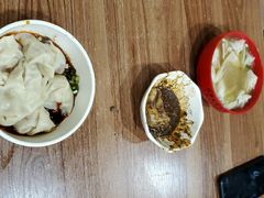 -继红顺河抄手名小吃