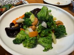 -波螺油子青岛本帮菜(银座店)