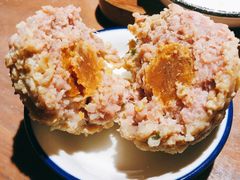 咸蛋黄狮子头-十面春风·江南面馆(崇宁路店)