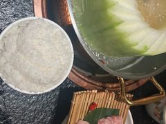 -得意咚瓜·顺德鱼生·冬瓜火锅(深圳首店)