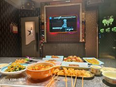 -依呀呀ktv烧烤小串(中山西路店)