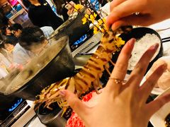 -鲜入围煮花胶鸡海鲜火锅