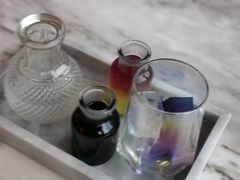 紫菠萝蝶豆花白茶气泡汁-The Rug Cafe(王府中环店)