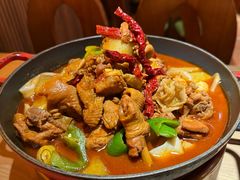 公路沙湾大盘鸡-耶里夏丽·新疆菜·28年喀什老馆(田林东路店)