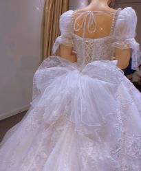 -欣薇婚纱(新源乐汇城店)