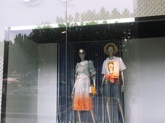 -URBAN REVIVO(济南世茂广场店)