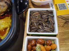 -川渝窈妹纸包鱼·齐齐哈尔烤肉