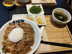 -熊吞·大碗丼烧肉饭(西市场嘉华店)
