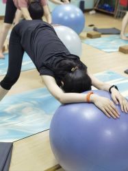 -爱尔乐美孕产瑜伽·普拉提
