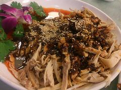 凉拌鸡丝-粤香村(清真川菜店)