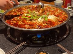 -小饕荟雅安贡椒鱼鲜馆(广福桥店)