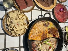 -贰回巷火锅馆(钟楼店)