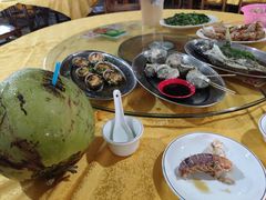 -霞涌市场海鲜摆卖区