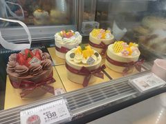 -花花卷卷·鲜食蛋糕(静安久光百货店)
