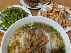 -矮子粉店1985·长沙米粉(湘春路店)