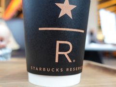 -星巴克臻选(上海合生汇1F店)