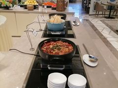 -南郊宾馆·风味自助餐厅·山东十六地市特色菜