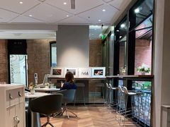 -潮一不贰·法式甜品·生日蛋糕·西式简餐(外滩店)