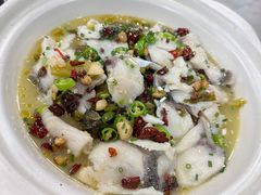 -李记社区家常菜馆(金秋千秋别墅花园店)