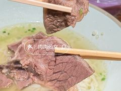 -八月美食小馆(银泰城总店)