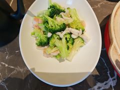 -吕氏焗小鲜•海鲜青岛菜(总店)