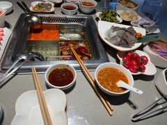 -海底捞火锅(珠影星光城夜宵主题店)