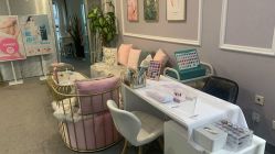 -YooMee优美智能科技美肤机构