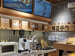 -小飞象面包公社(珠江路金鹰店)
