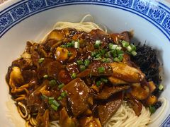 -沪西老弄堂面馆(定西路店)