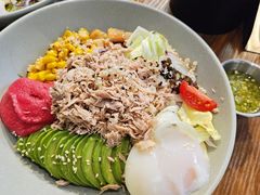 -POKEE VIA&Brunch·维娅(重庆来福士店)