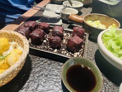 -三出山火锅(万象天地店)