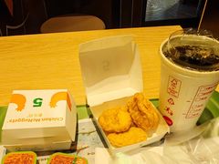 -麦当劳(杭州西湖银泰百货店)