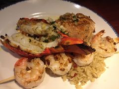 龙虾三文鱼拼盘-RED LOBSTER(多伦多DT店)