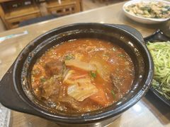 -三鞭一花·独一处·元英砂锅(海光寺店)