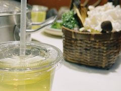 -洪氏嗨捞·猪肚鸡火锅(阳光天地店)