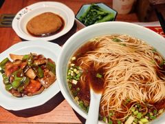 红汤面底-裕兴记•蟹黄面馆(人民广场店)