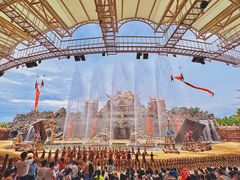 -七彩云南欢乐世界